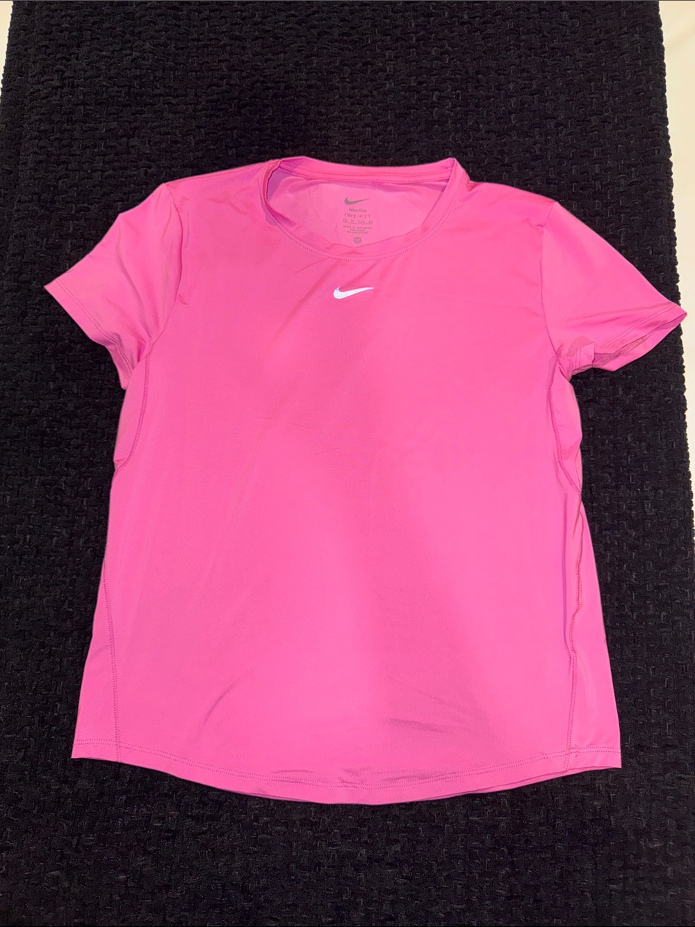 Pink Nike dri-fit short sleeve